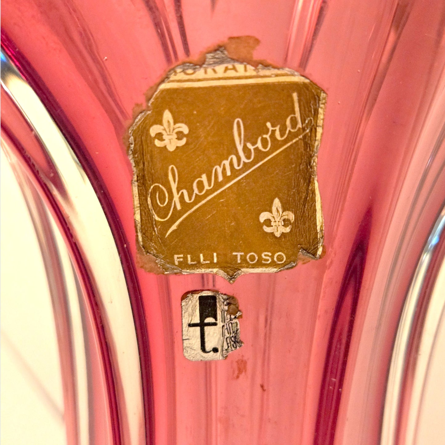Murano-Attributed Fratelli Tosco Chambord Glass Vase - Ruby