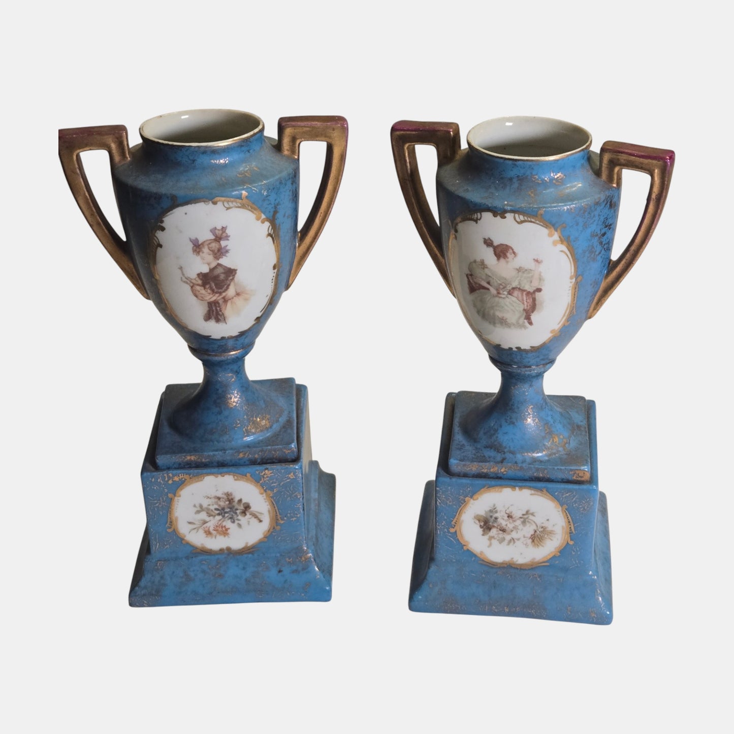 Carlsbad Austria Urns Trophy Style - Multi