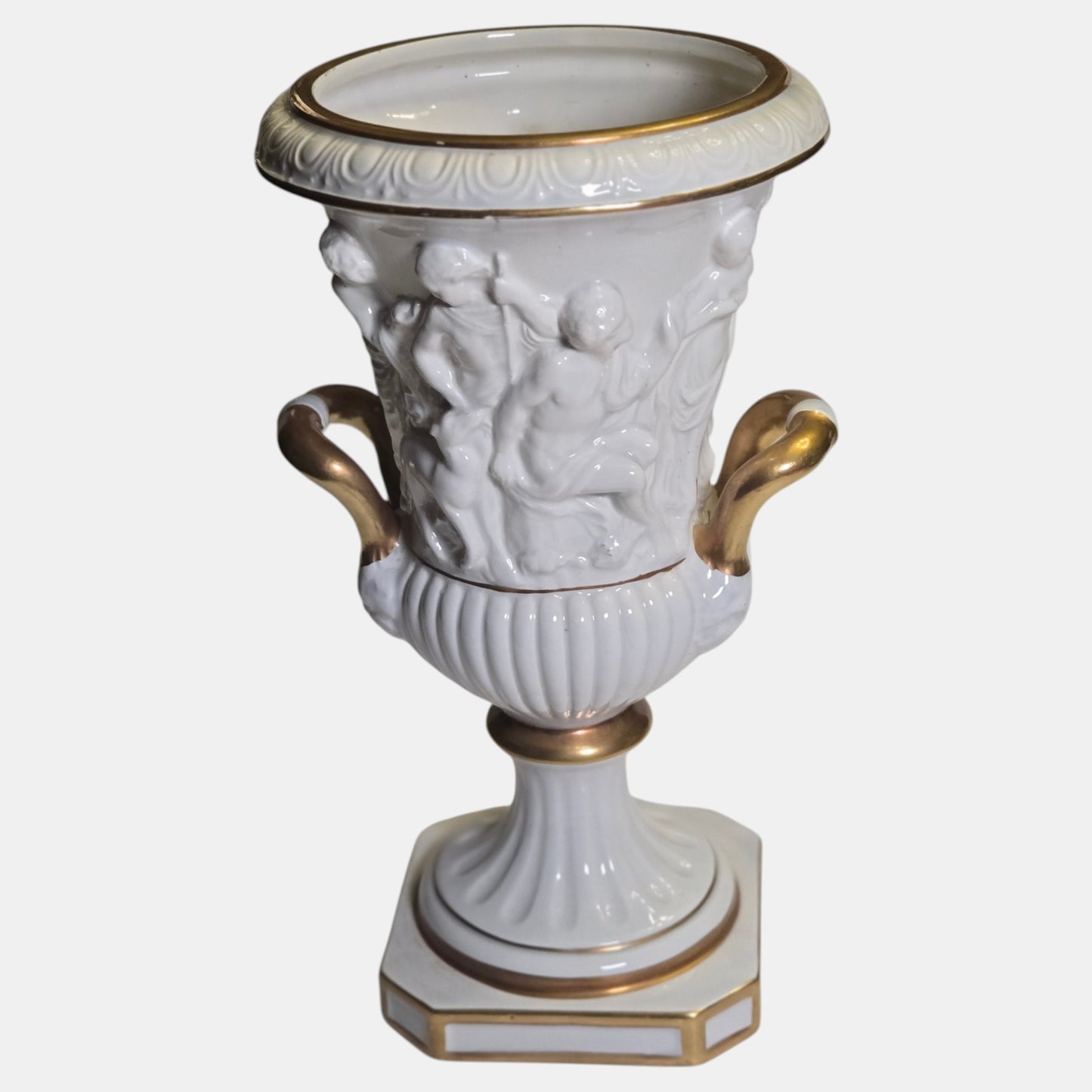 Capodimonte Porcelain Urn Type Originates - White