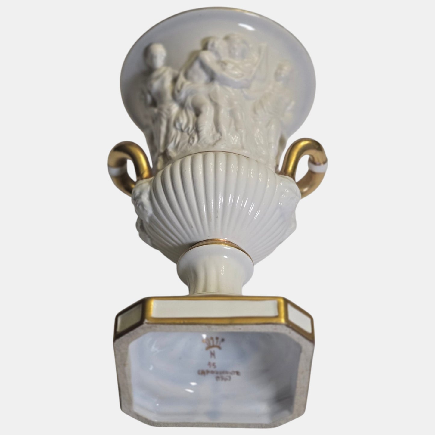 Capodimonte Porcelain Urn Type Originates - White