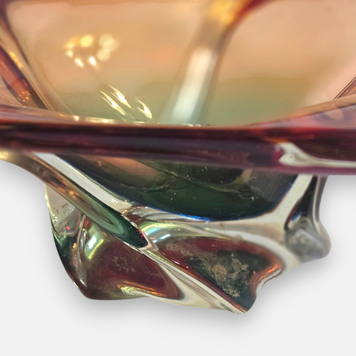 Murano Centrepiece Redish Pink Amethyst/Blue Glass Bowl - Pinkish/Blue