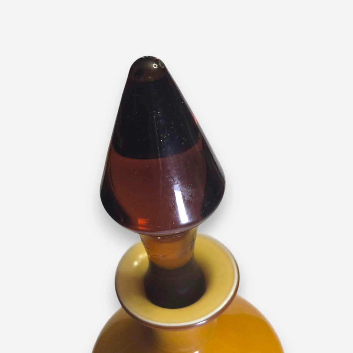 Empoli Caramel Amber Decanter With Stopper - Caramel/Amber